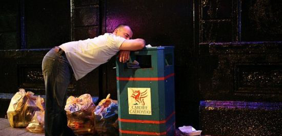 真实的英国：英国帅哥靓女白天、黑夜大不同