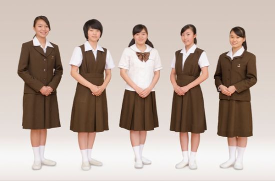 10张图看日本女生校服变迁:长短不一各领风骚(组图)