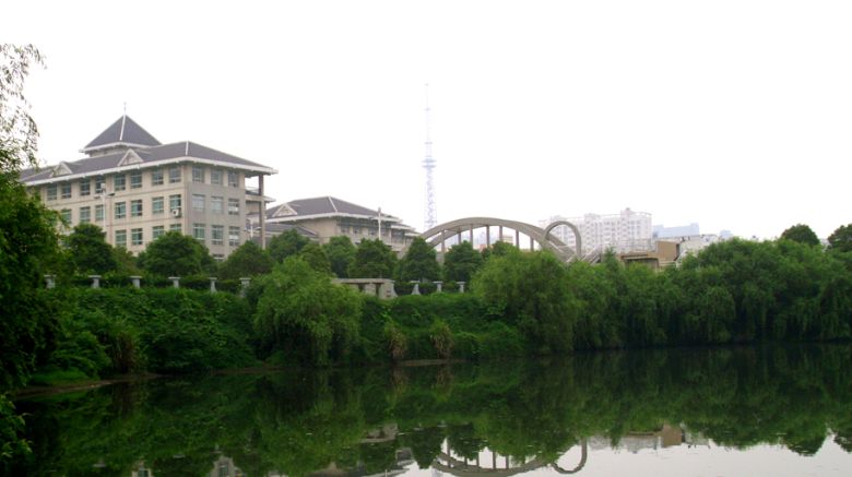 2014雅思考点联系方式: 	湖南大众传媒学院（南院）