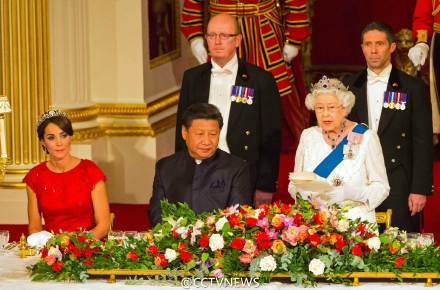 习近平与英女王在白金汉宫晚宴上的致辞