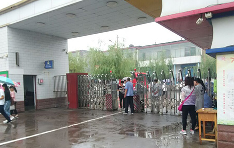 2016高考:山西霍州市第二中学考场(图) 2016高考:山西霍州市第二中学考场(图)