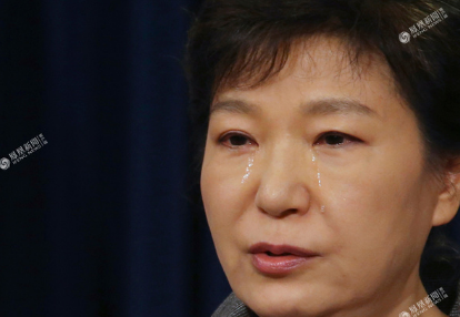 37.png 韩国首位被罢免女的总统-朴槿惠的一生(组图)