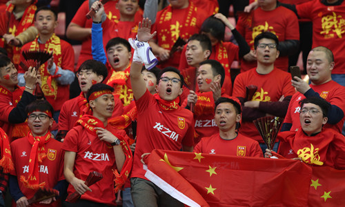 世界杯亚洲预选赛 中国队1:0战胜韩国队(双语)
