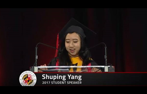 马里兰大学一中国留学生毕业演讲涉嫌辱华双语