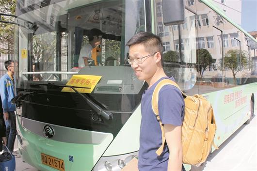 28岁“励志哥”三进高考考场 相信努力会有回报(图)