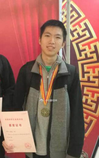 2017年7广西高考状元公布:文681 理704 2017年7广西高考状元公布:文681 理704