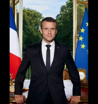 法国总统马克龙标准像背后的含义解读(组图)