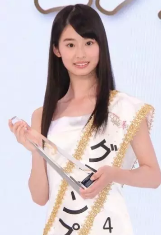 日本美少女选拔大赛冠军:井本彩花(图)