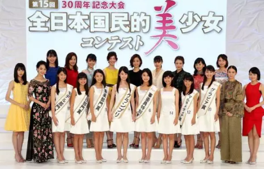 日本美少女选拔大赛冠军:井本彩花(图)