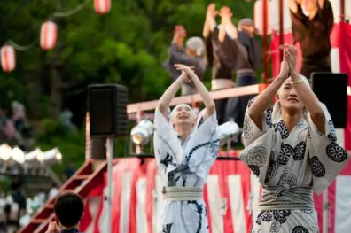 日本传统节日:盂兰盆节(组图)