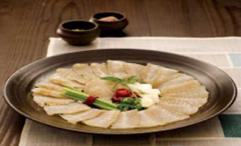 韩国特色食物:斑鳐生鱼片（图）