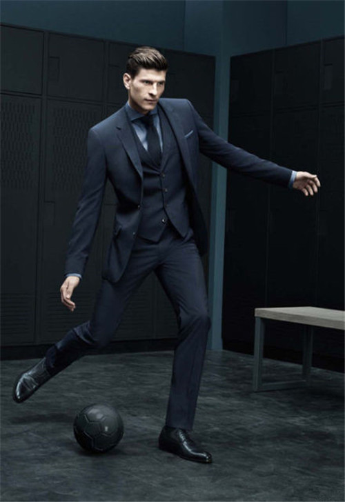 mario gomez for hugo boss马里奥·戈麦斯为hugo boss拍摄广告good